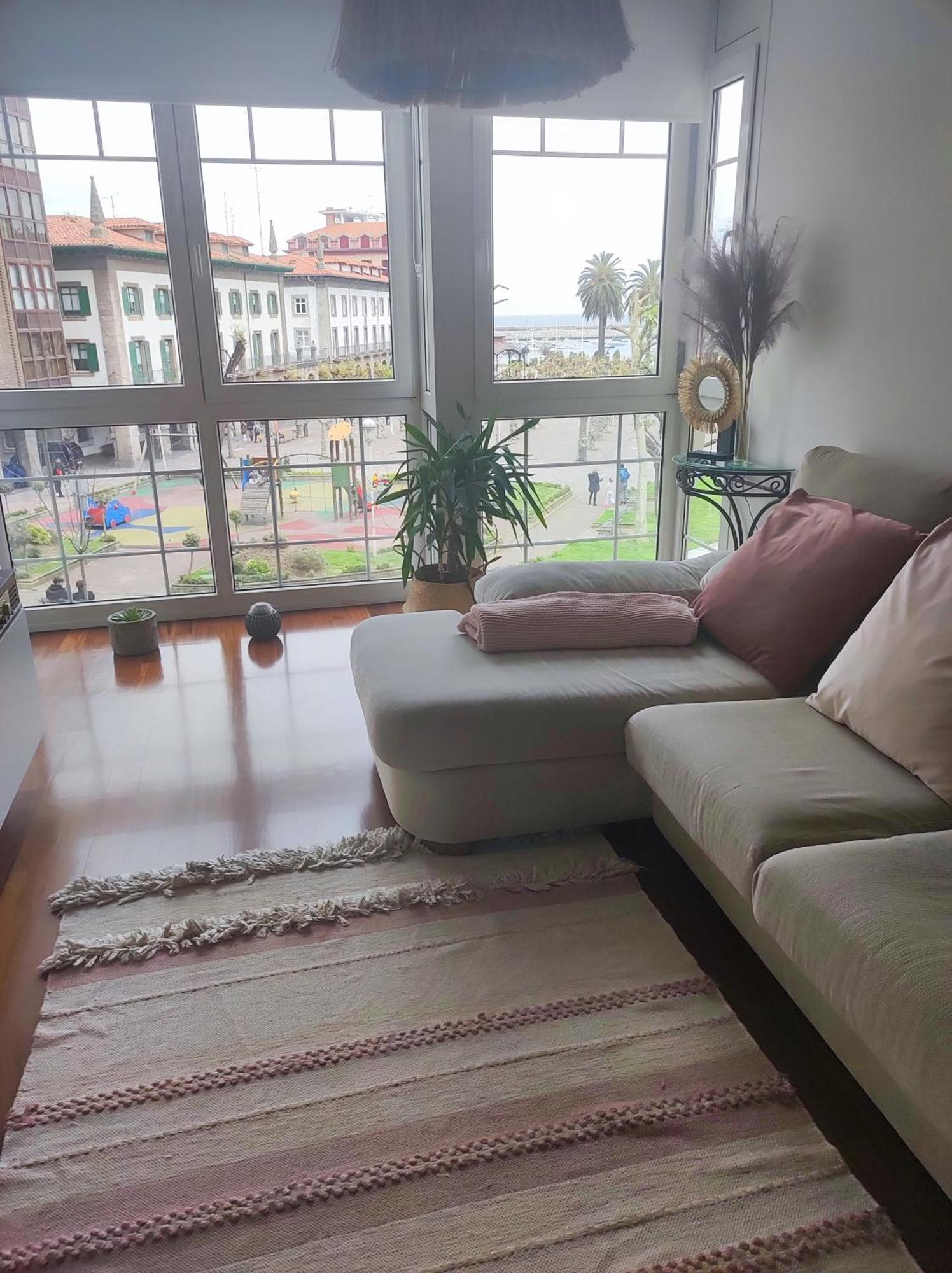 Precioso Piso Con Garaje En El Centro De Castro Urdialesアパートメント エクステリア 写真