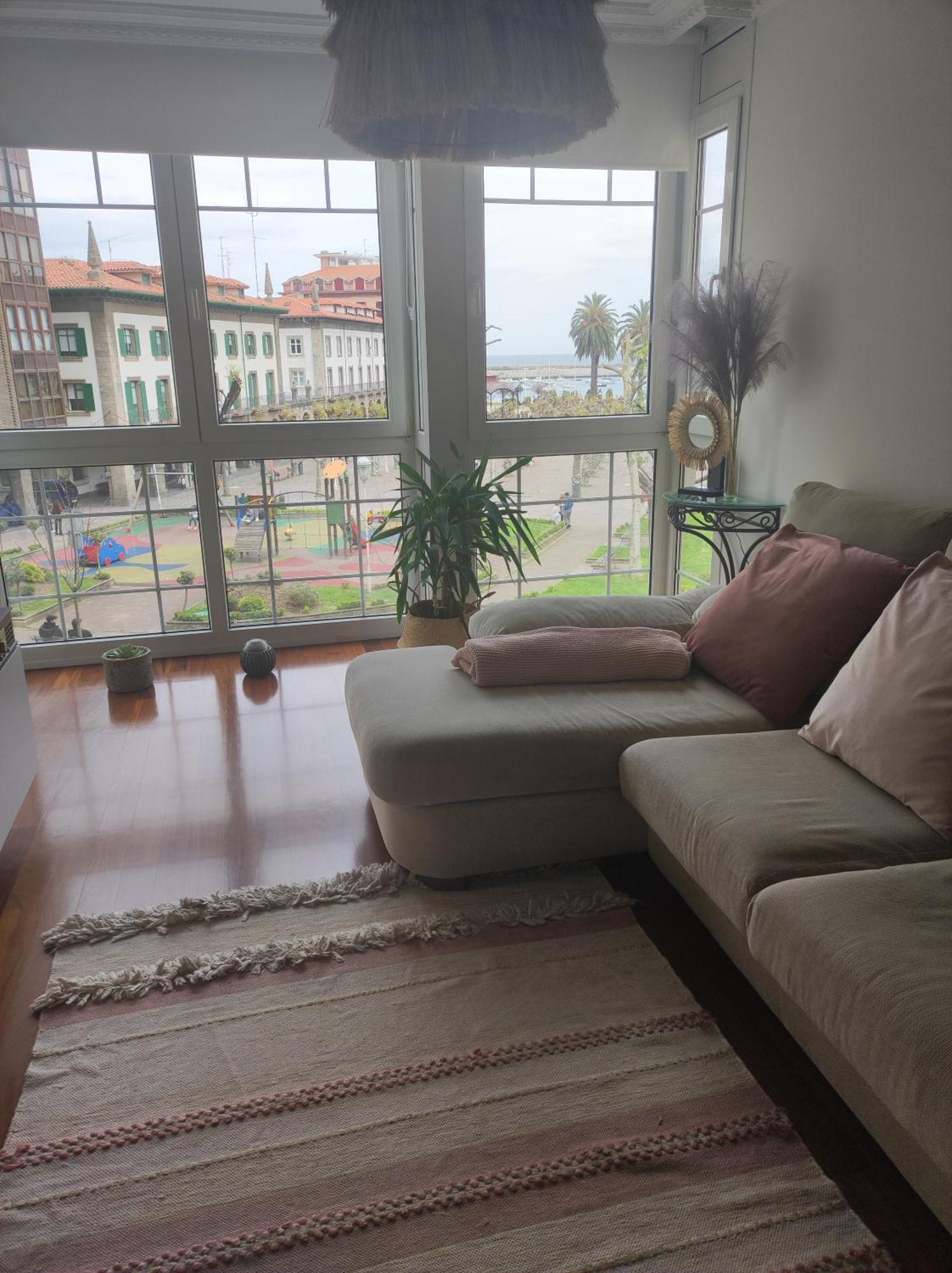 Precioso Piso Con Garaje En El Centro De Castro Urdialesアパートメント エクステリア 写真